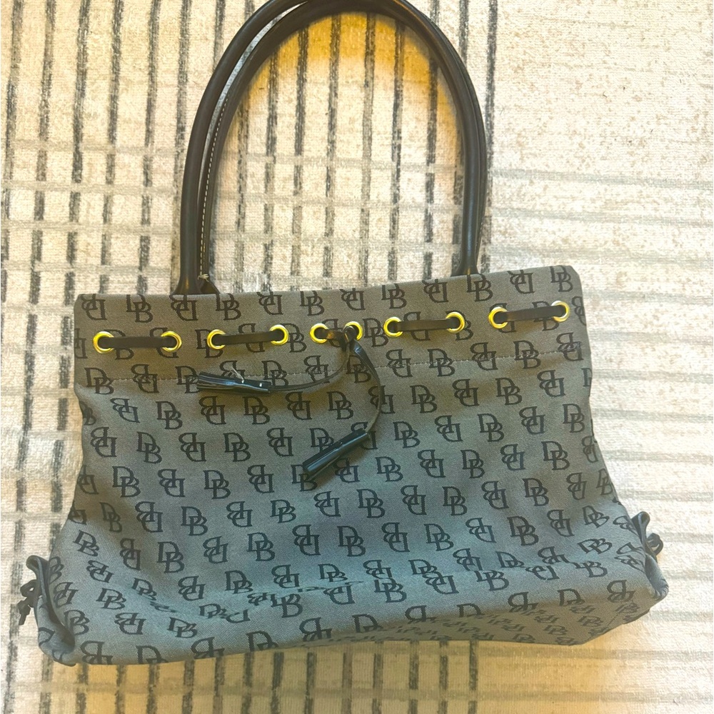 Dooney and Bourke black and light grey purse, hardly used